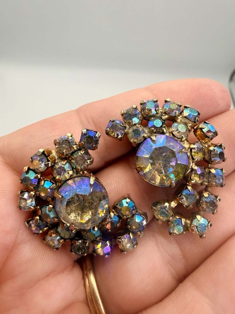 Vintage Aurora Borealis Rhinestone Clip On Earrings